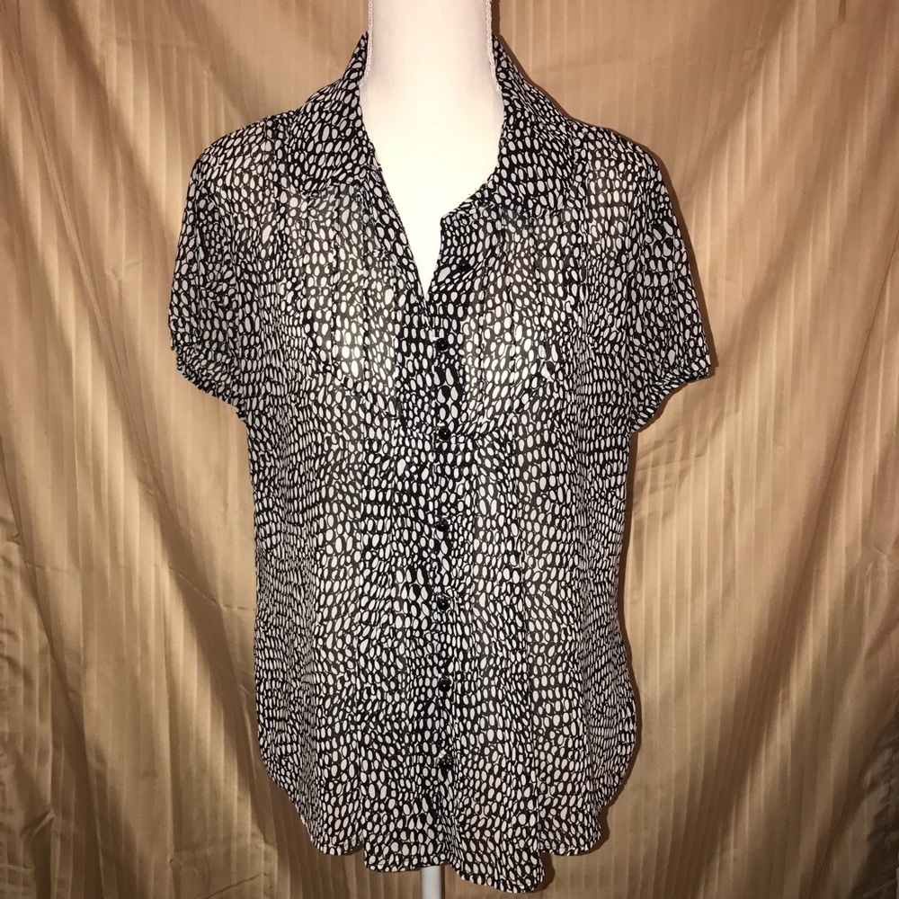 East 5th button up blouse Large B&W